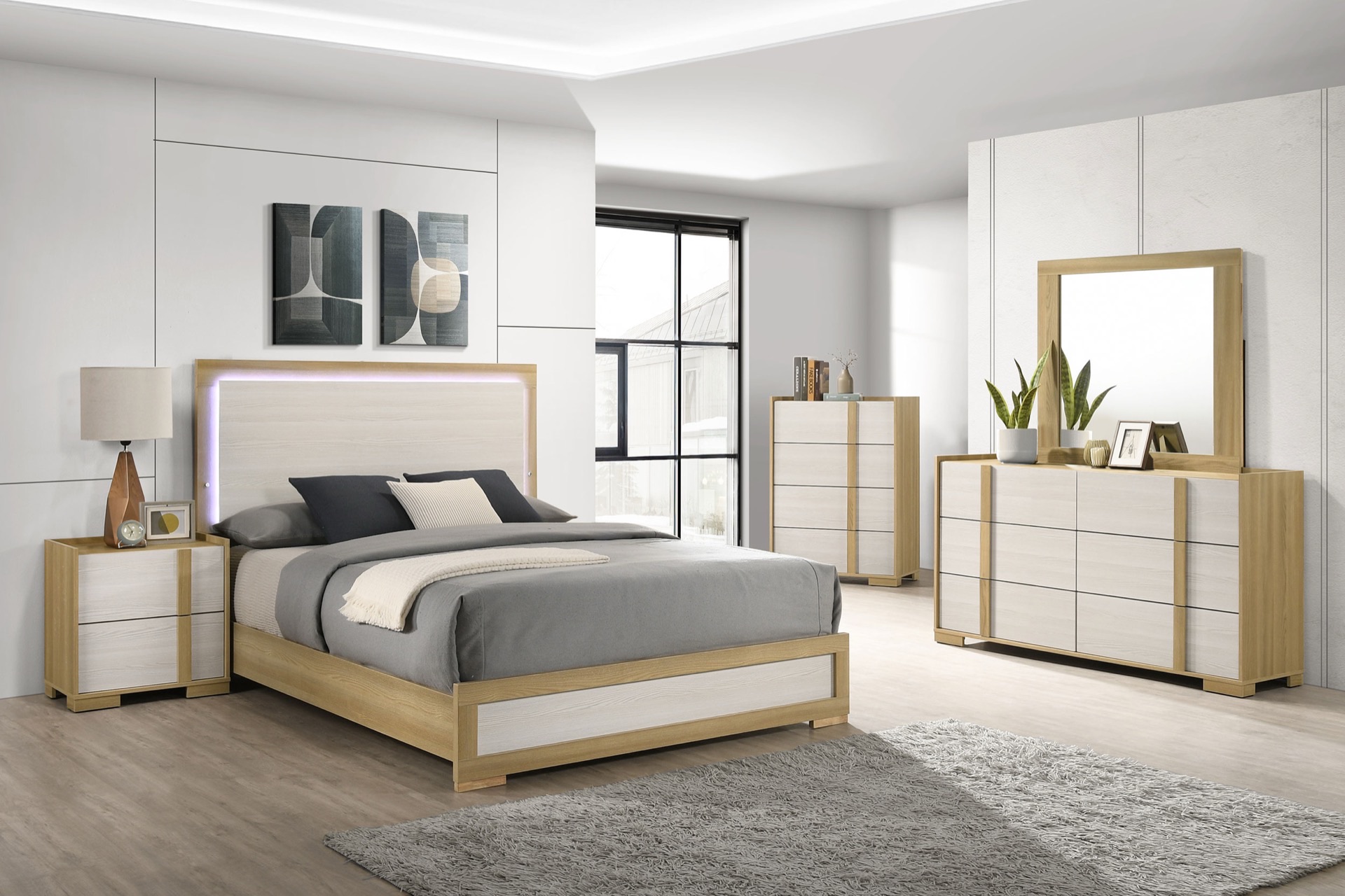 Bedroom furniture set